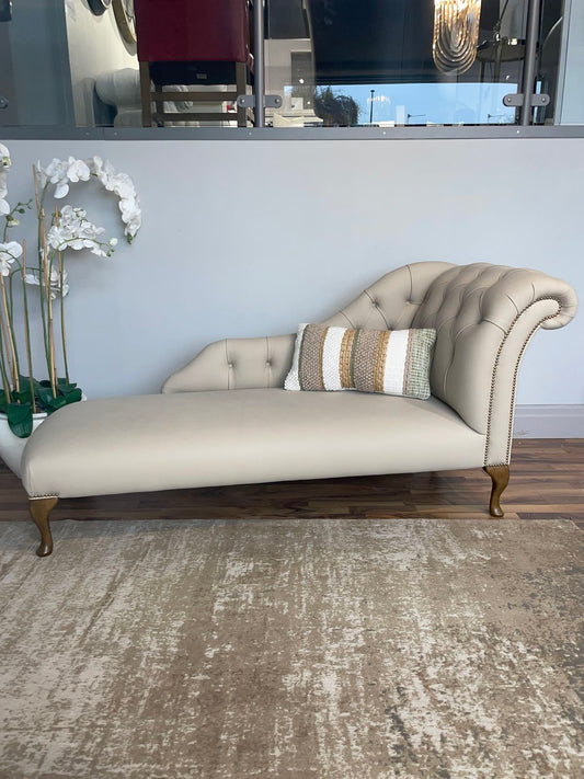 Velvet 2 Seater Modern Chaise Lounge With Tufted Button Back with Tufted Armrest For Living room, Office, Garden